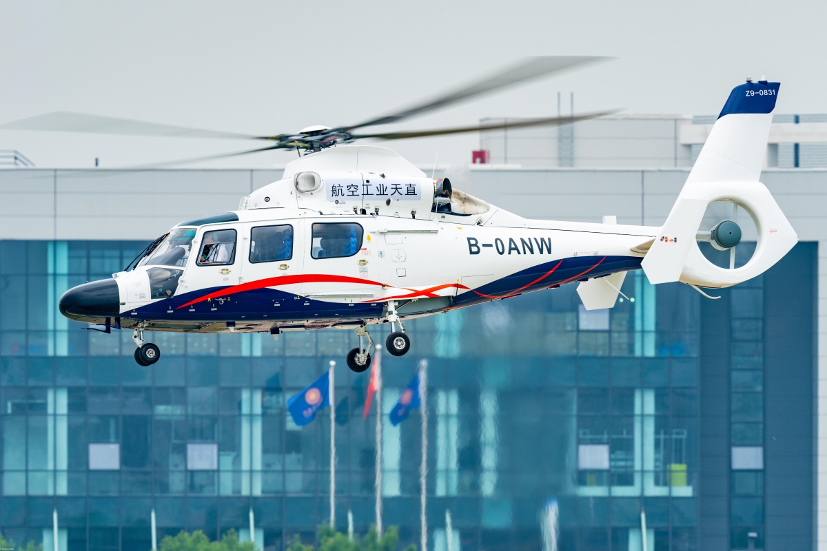 AC312E进行飞行预演。摄影：岳书华-1